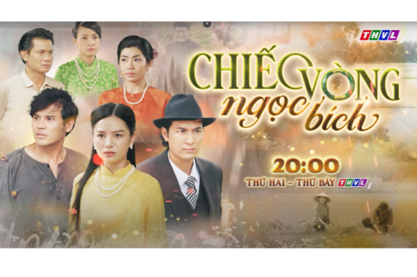 CHIẾC VÒNG NGỌC BÍCH
